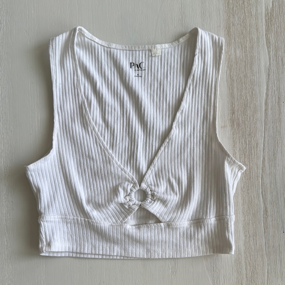 PacSun White Ribbed Crop Top